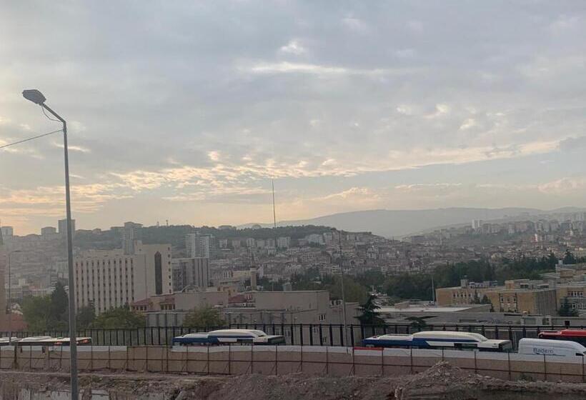 펜션 Altunlar Erkek ögrenci Yurdu