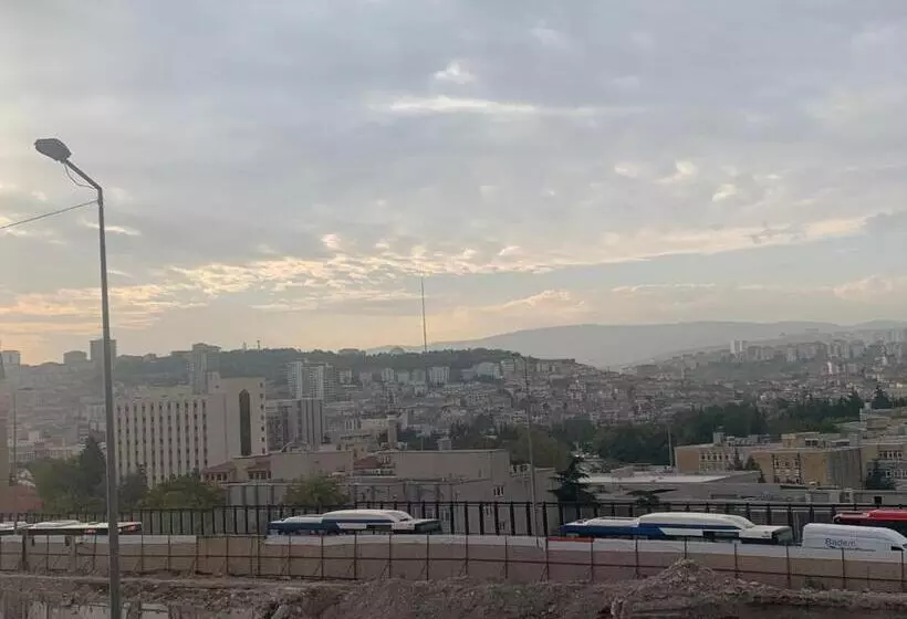 ペンション Altunlar Erkek ögrenci Yurdu