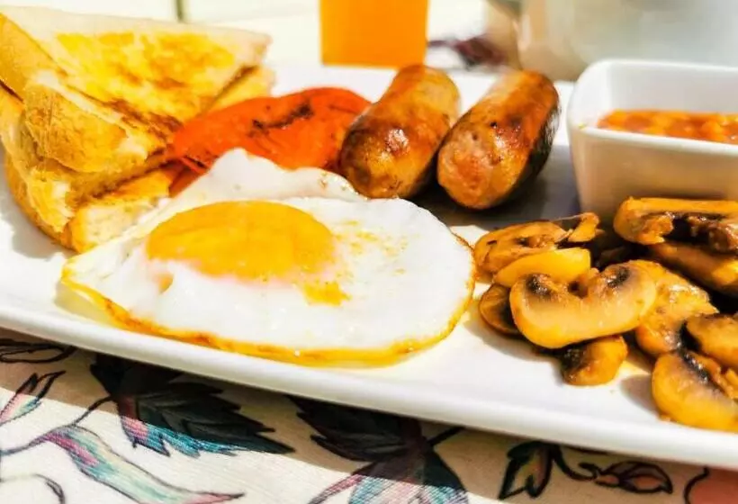 Majatalo Genesis Guesthouze