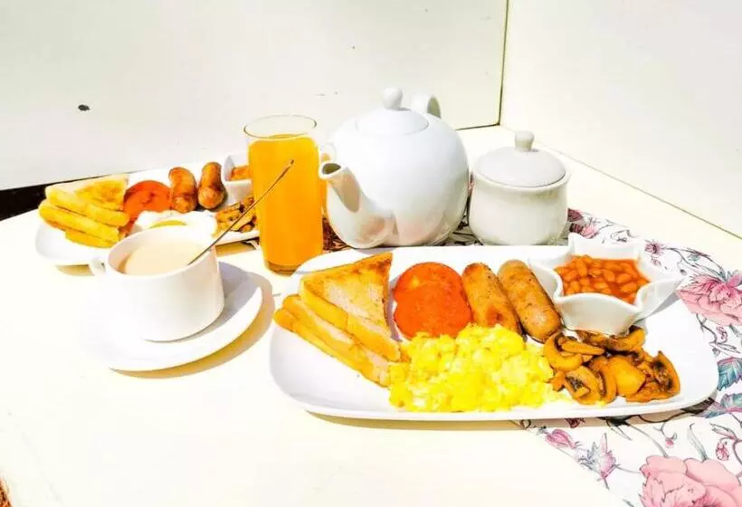 Majatalo Genesis Guesthouze