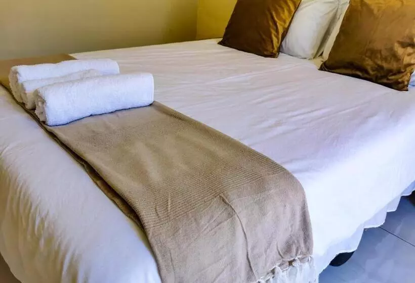 Majatalo Genesis Guesthouze