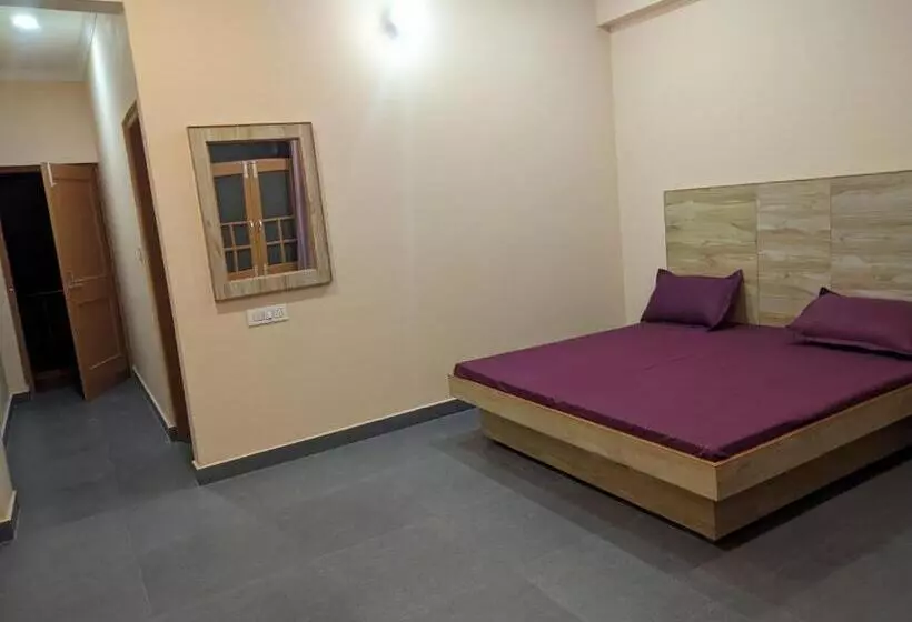 ペンション Happy Home Stay, Dharamshala