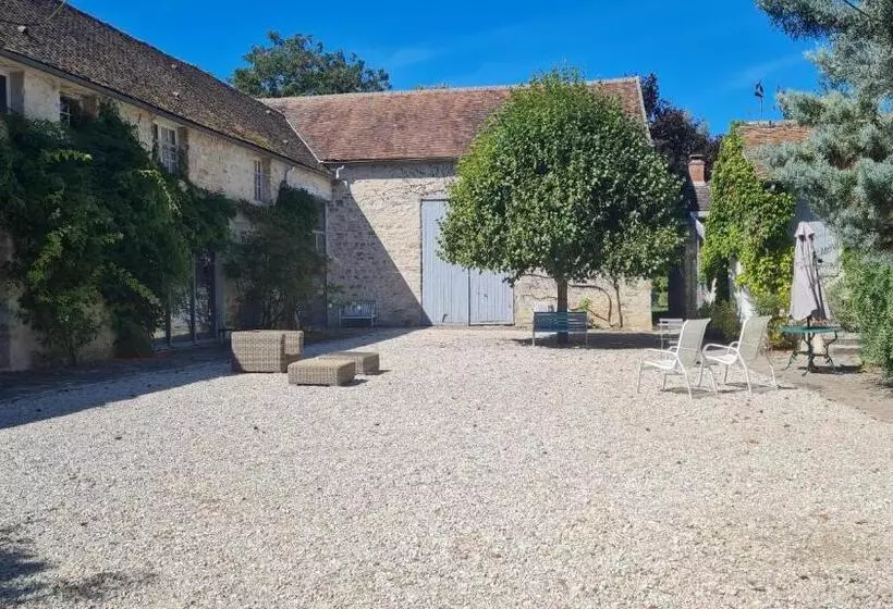 Majatalo Duplex De 2 Grandes Chambres Avec Salon Et Terrasse Privés