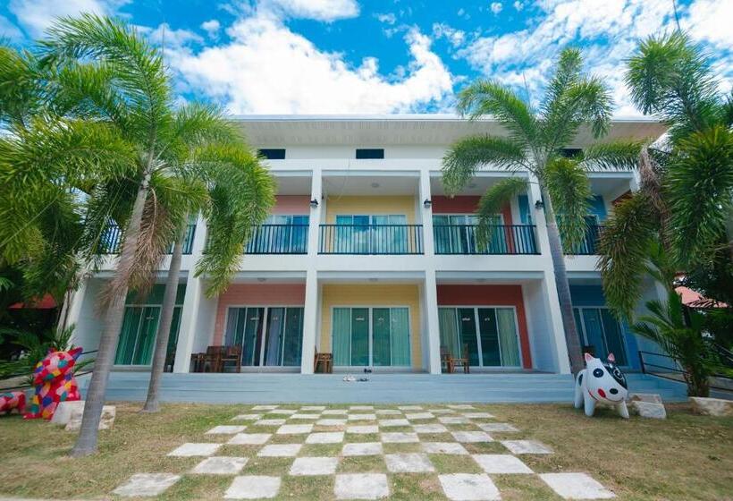 Resort รีสอร์ท เรือนชมดาว