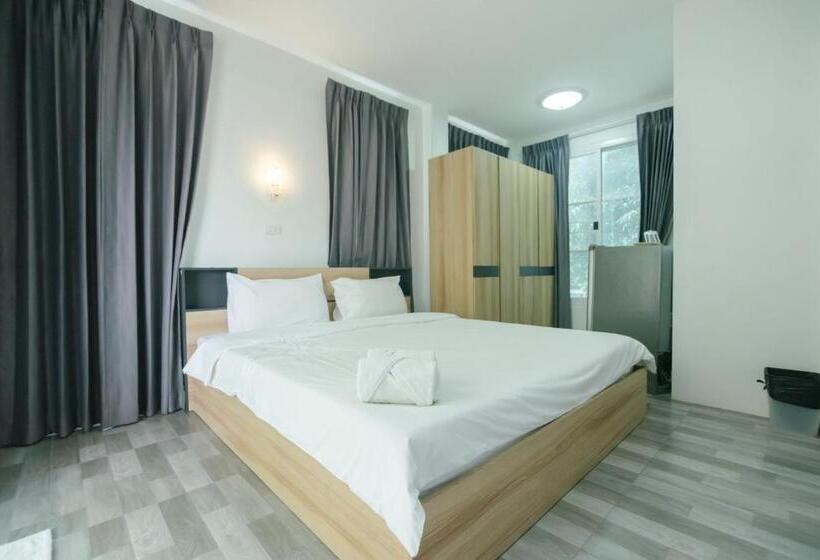 Resort รีสอร์ท เรือนชมดาว