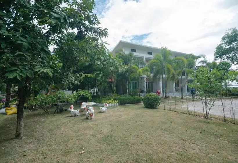 リゾートホテル รีสอร์ท เรือนชมดาว