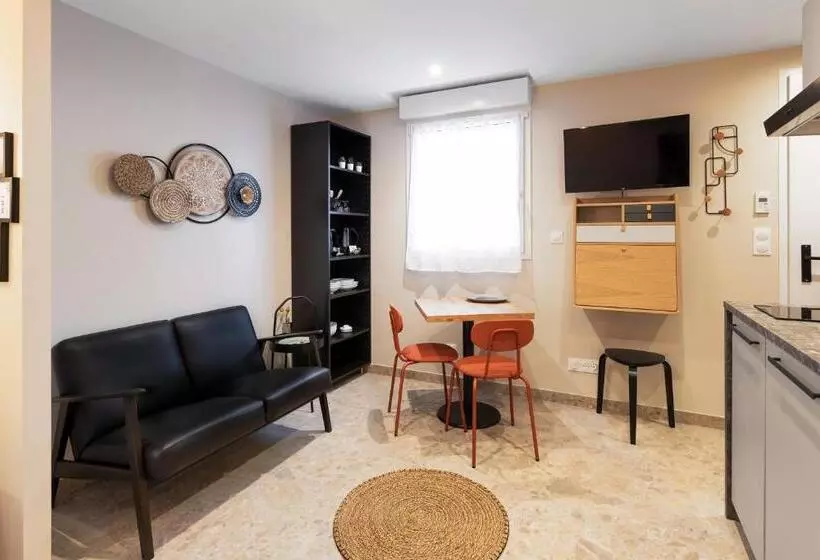 Appart Hôtel Coraline   Genas Lyon Eurexpo