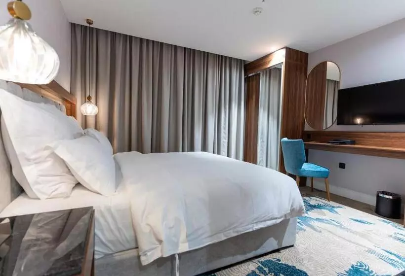 فندق رويال دايموند الفندقية