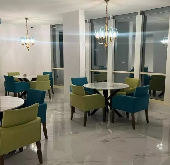 فندق رويال دايموند الفندقية