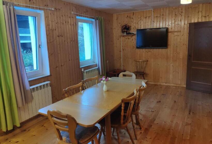 Общежитие Bed & Dorms Triberg