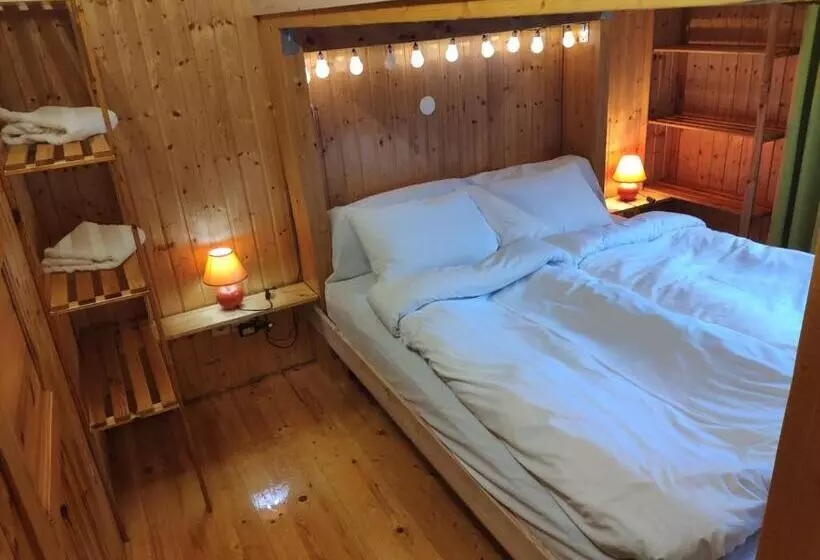 ユースホステル Bed & Dorms Triberg