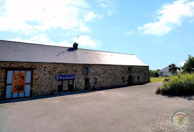 ベッドアンドブレックファースト La Ferme De La Begossiere