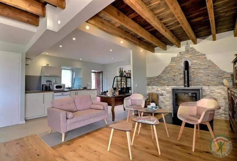 ベッドアンドブレックファースト La Ferme De La Begossiere