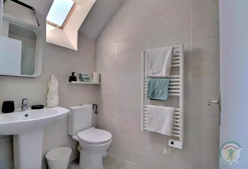 ベッドアンドブレックファースト La Ferme De La Begossiere