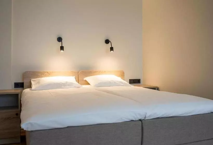 Espak Hostel