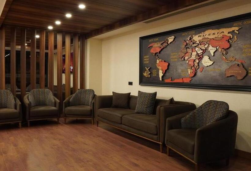 Отель Amber Palace