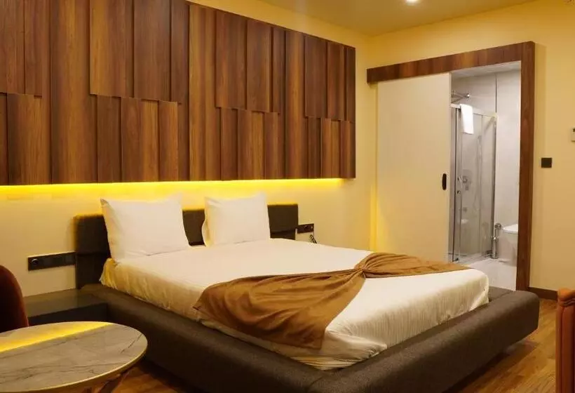 ホテル Amber Palace