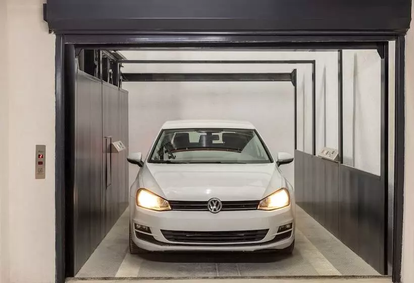 Carina Gold Hotel And Restaurant