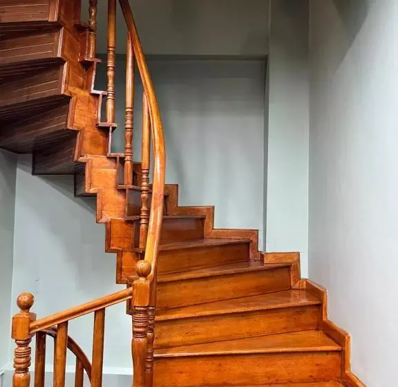 ホテル Dimora Kadıköy