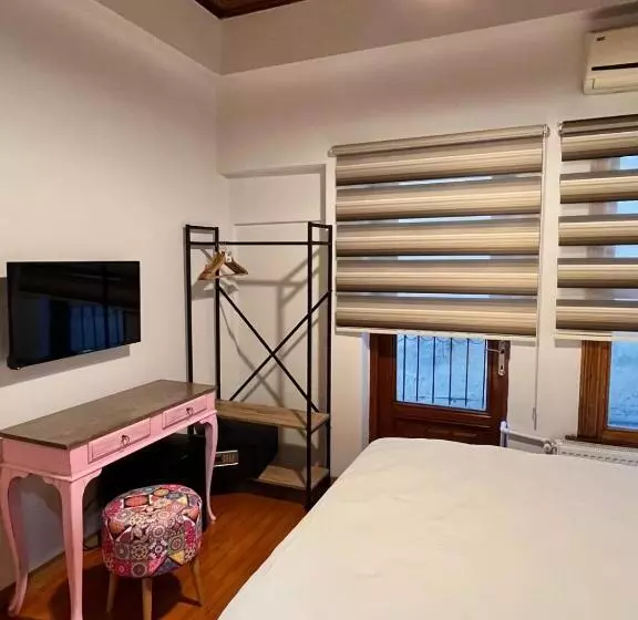 ホテル Dimora Kadıköy