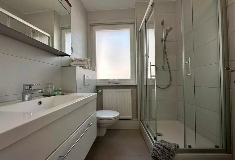 Hotelli Emilia