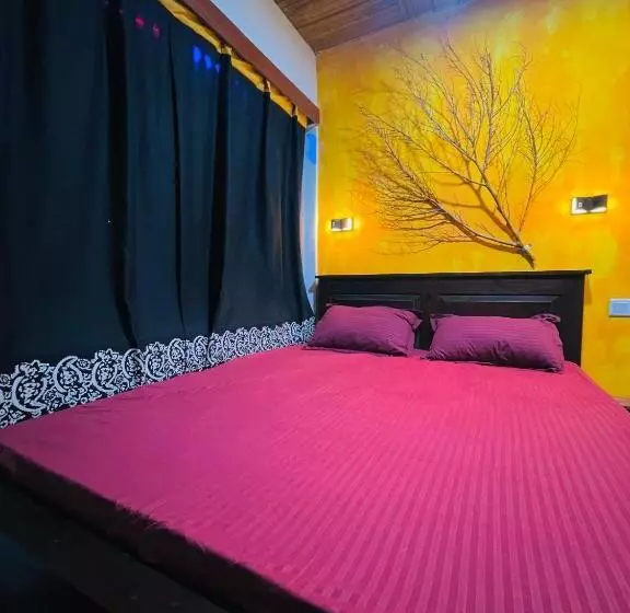 ホテル Grand Cabin Pinnawala