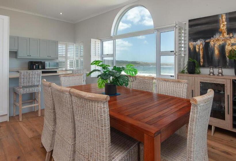 بنسيون Absolute Ocean Boutique Guesthouse