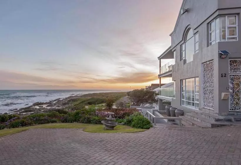 Majatalo Absolute Ocean Boutique Guesthouse