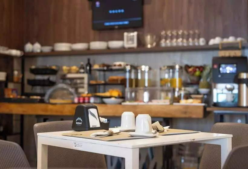 پانسیون C Est La Vie Boutik Swieqi