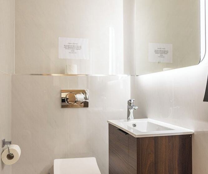 پانسیون C Est La Vie Boutik Swieqi