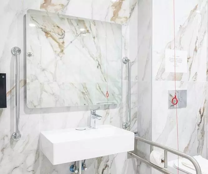 پانسیون C Est La Vie Boutik Swieqi