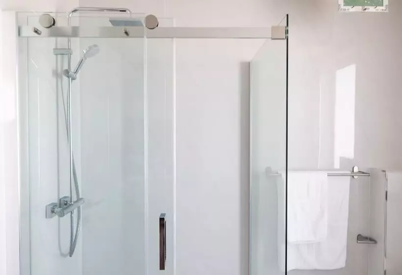 پانسیون C Est La Vie Boutik Swieqi