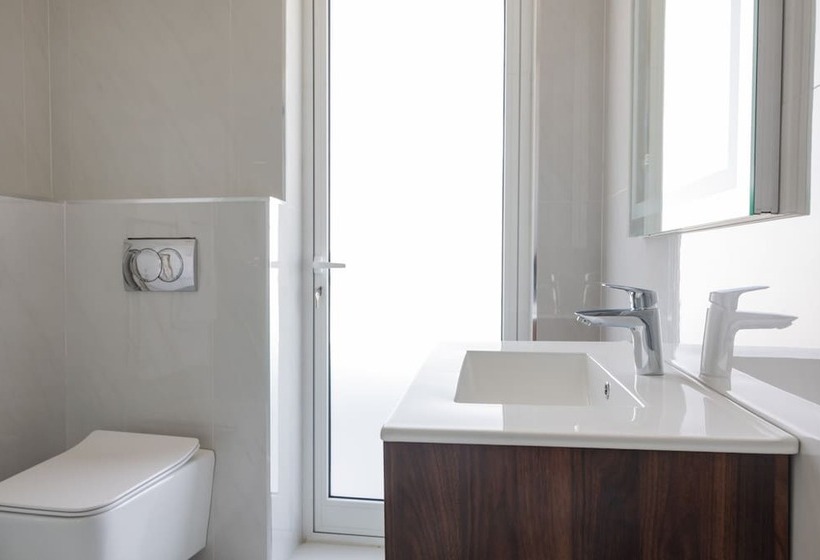 پانسیون C Est La Vie Boutik Swieqi