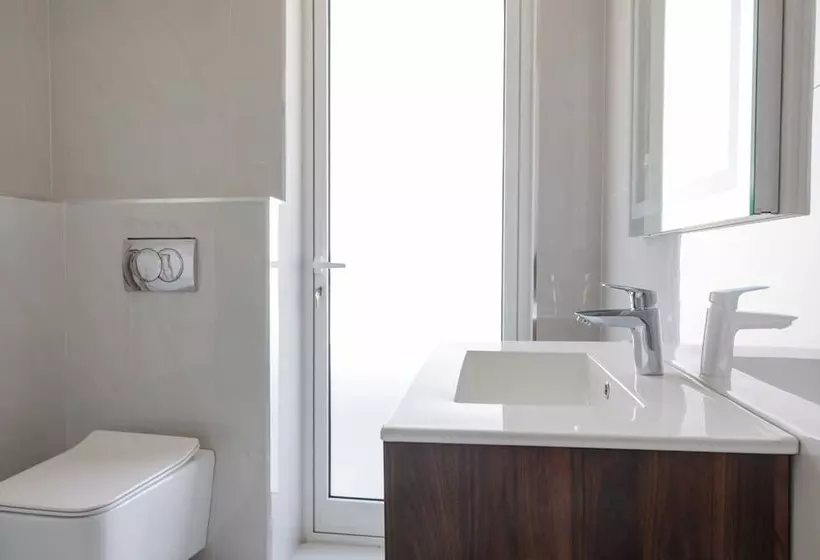 پانسیون C Est La Vie Boutik Swieqi