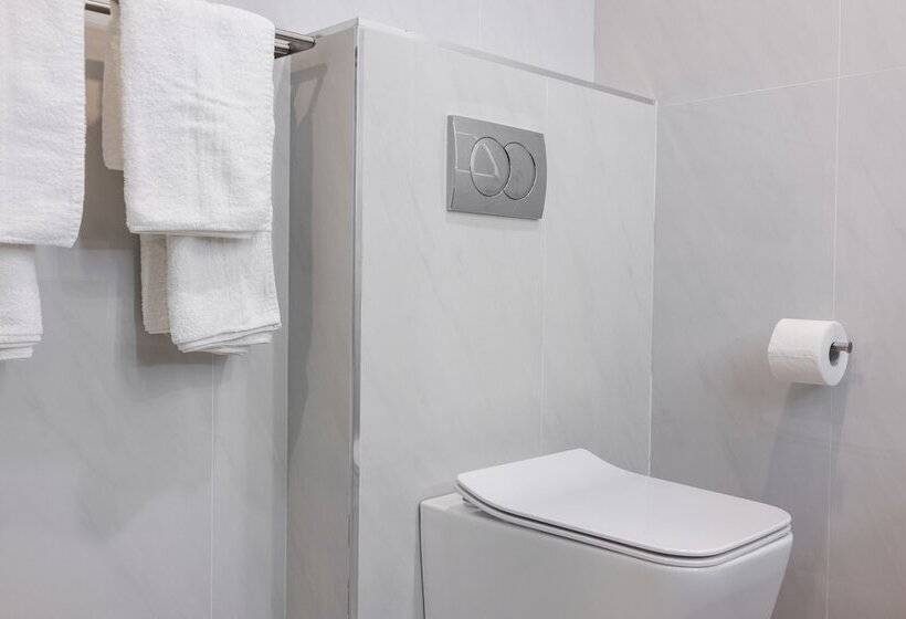 پانسیون C Est La Vie Boutik Swieqi