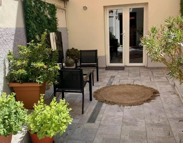 ペンション Maison Rebecca