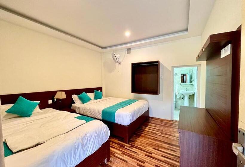 River Bank Eco Resort