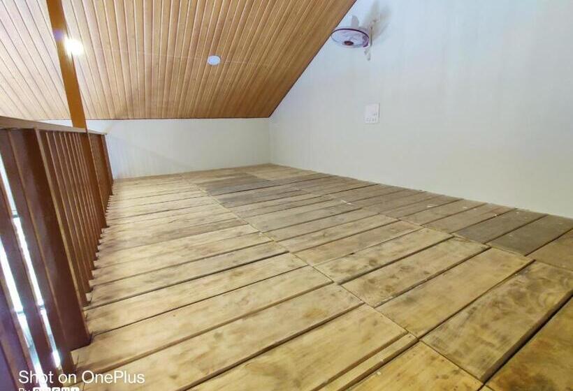 Shrubbery Palms Resort