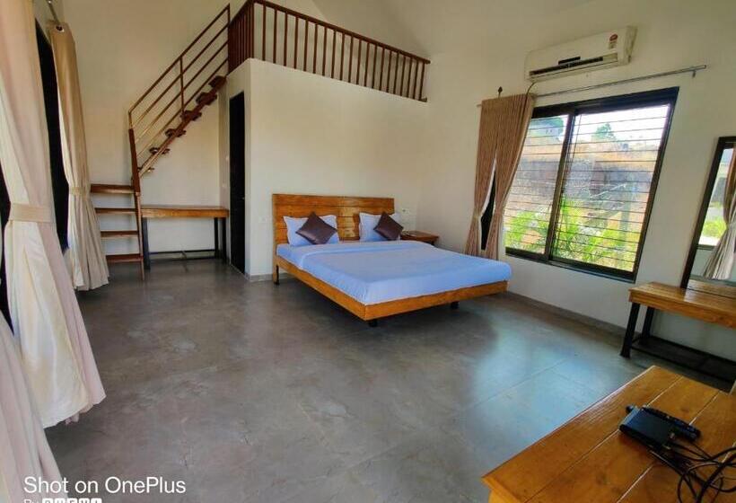 Shrubbery Palms Resort