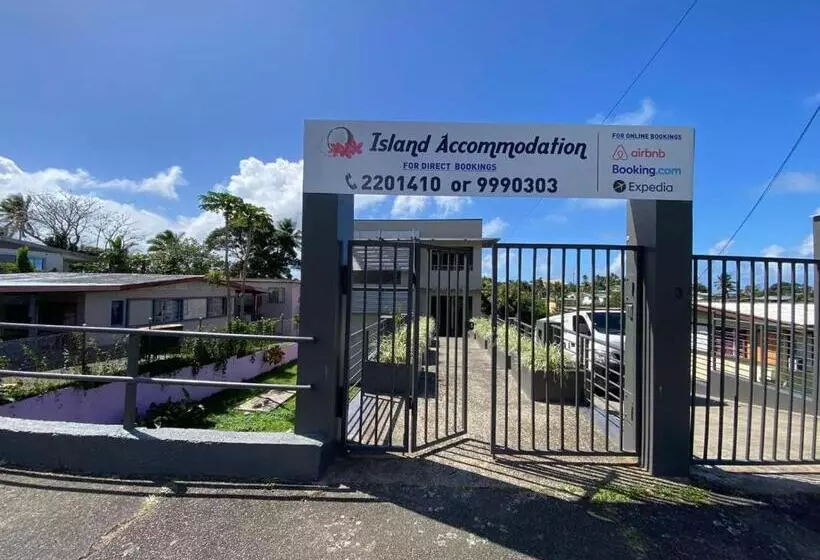 Aamiaismajoitus (B&B) Island Travelers Accommodation