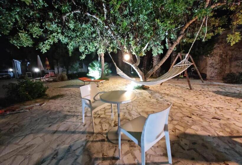 مبيت وإفطار Residence Il Carrubo