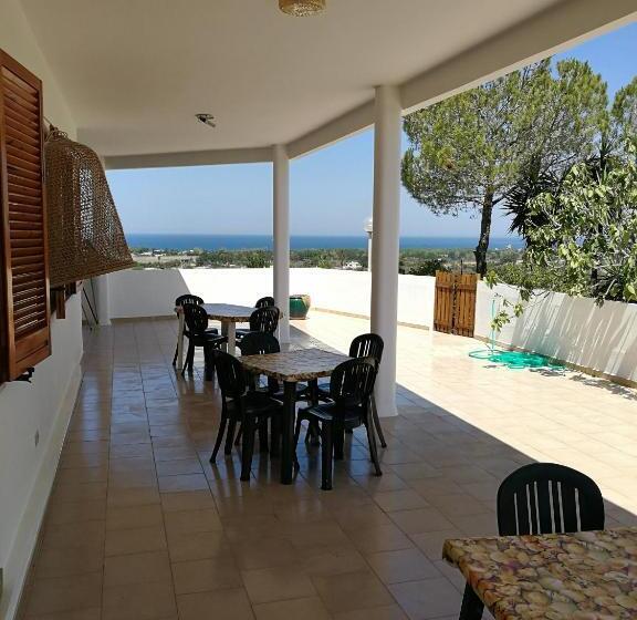 مبيت وإفطار Residence Il Carrubo