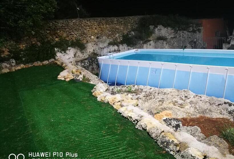 مبيت وإفطار Residence Il Carrubo