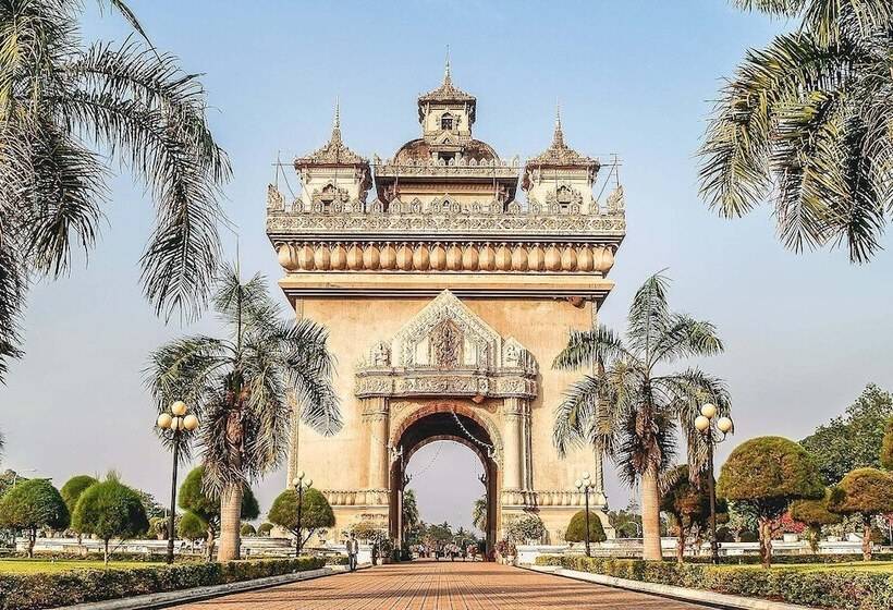 Champion Hotel & Pub