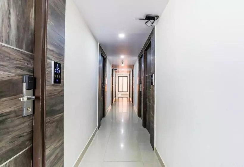 Fabhotel Crown Heights Nr Koramangala Club