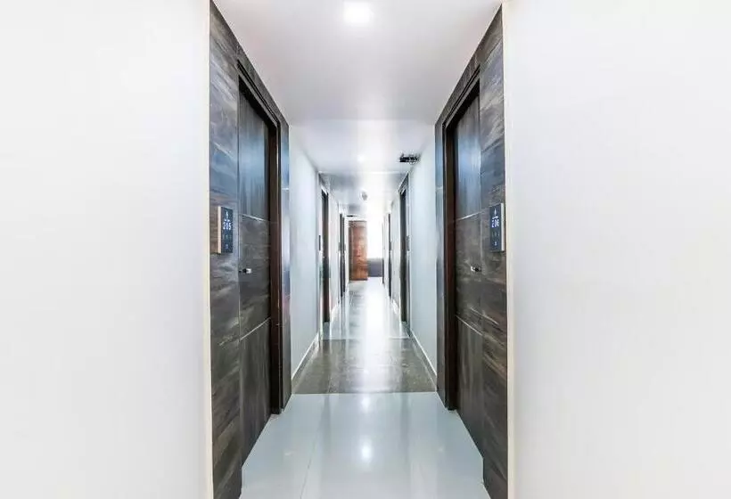 Fabhotel Crown Heights Nr Koramangala Club