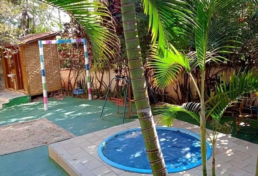 Hostelli Pousada Villa Verde