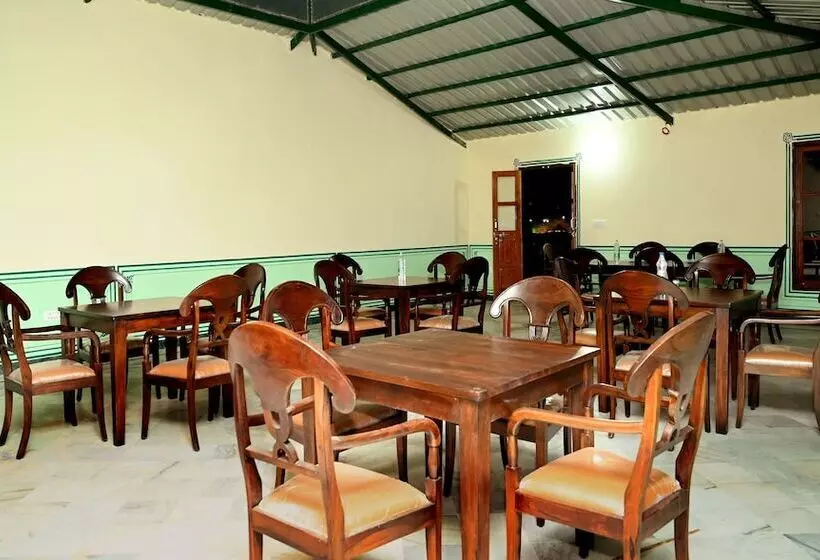 ホテル Aaram Baagh Resort & Spa Maheshwar