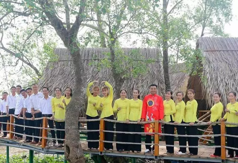 هتل Homestay Coco Island