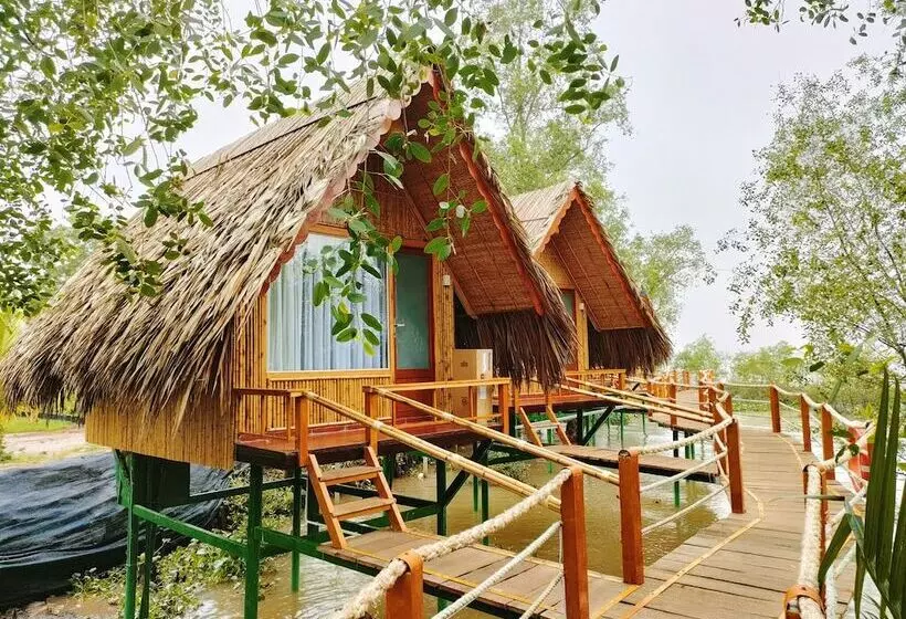 هتل Homestay Coco Island
